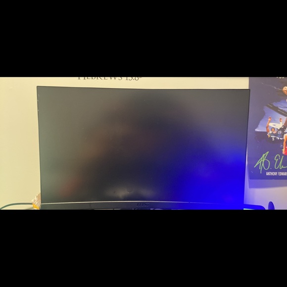 Xbox series s 2 mics  two Xbox controllers. 24 inch MSI monitor or best offer